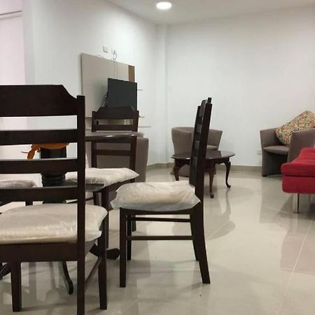 2- Amplio Departamento Remodelado En Miraflores Лима Екстериор снимка